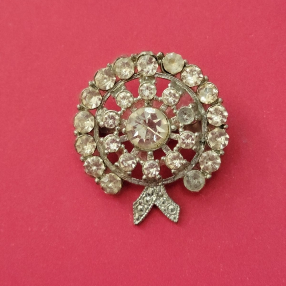 ❤️Vintage Silverstone Clear Rhinestone Brooch Pendant Pin - Picture 3 of 4